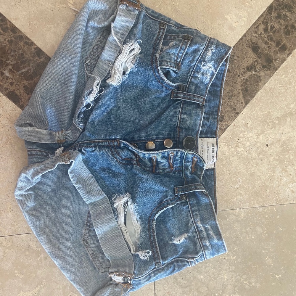 one teaspoon shorts 24 ( made to look distressed)